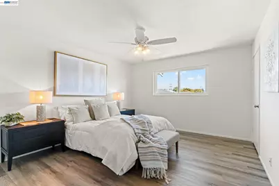 21065 Baker Road, Castro Valley, CA 94546 - Photo 20