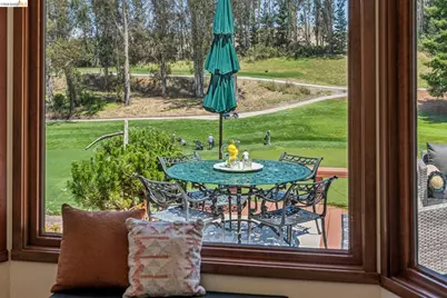 2206 Pinehurst Court, El Cerrito, CA 94530 - Photo 18
