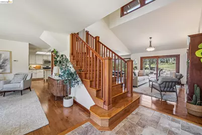 2206 Pinehurst Court, El Cerrito, CA 94530 - Photo 4