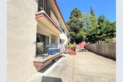 3812 Whittle Ave, Oakland, CA 94602 - Photo 8