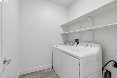 3992 Scottfield St, Dublin, CA 94568 - Photo 32