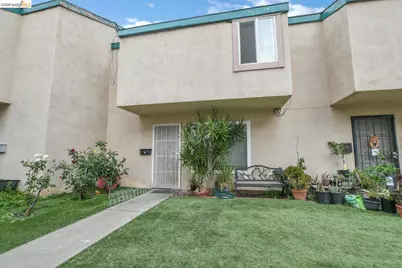 141 15th St, Pittsburg, CA 94565 - Photo 1