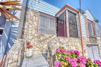 150 Cambridge St, San Francisco, CA 94134 - Photo 2