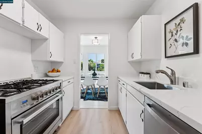 3051 Keith Dr, Richmond, CA 94803 - Photo 12