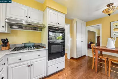 340 Donald Dr, Moraga, CA 94556 - Photo 24