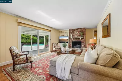 340 Donald Dr, Moraga, CA 94556 - Photo 8