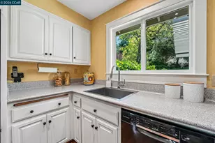 340 Donald Dr, Moraga, CA 94556 - Photo 28