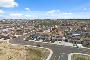 2261 Hewins St, Manteca, CA 95337 - Photo 44