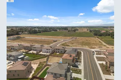 2261 Hewins Street, Manteca, CA 95337 - Photo 50