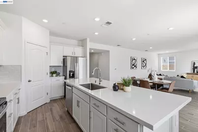 2261 Hewins Street, Manteca, CA 95337 - Photo 10