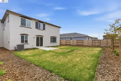 2261 Hewins Street, Manteca, CA 95337 - Photo 20