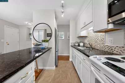 1241 Homestead #211, Walnut Creek, CA 94598 - Photo 10