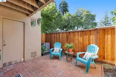 2161 Northwood Cir #D, Concord, CA 94520 - Photo 34