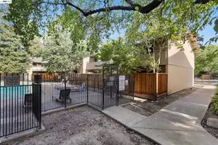 2161 Northwood Cir, Concord, CA 94520 - Photo 38