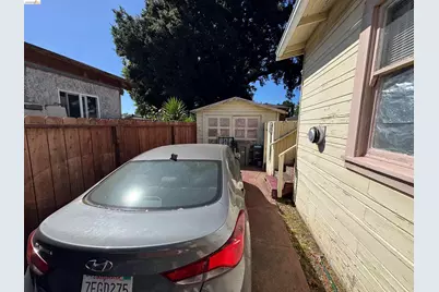 2233 85th Ave, Oakland, CA 94605 - Photo 26