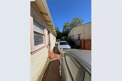 2233 85th Ave, Oakland, CA 94605 - Photo 28