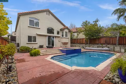 2063 Bluerock Court, Concord, CA 94521 - Photo 4