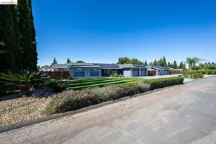 147 Loren Ln, Oakley, CA 94561 - Photo 2