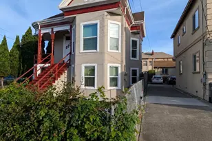 1086 66th St, Oakland, CA 94608 - Photo 4