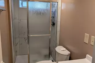 1086 66th St, Oakland, CA 94608 - Photo 20