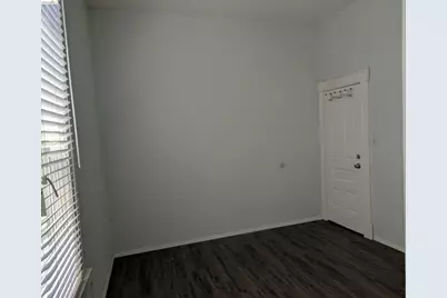 1086 66th St, Oakland, CA 94608 - Photo 22