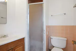 933 41st St, Oakland, CA 94608 - Photo 50