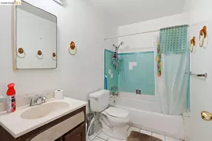 933 41st St, Oakland, CA 94608 - Photo 48