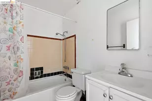 933 41st St, Oakland, CA 94608 - Photo 54