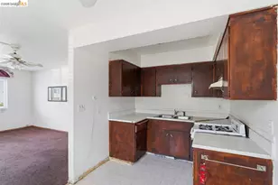 933 41st St, Oakland, CA 94608 - Photo 8