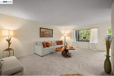 3441 Tice Creek Dr. #4, Walnut Creek, CA 94595 - Photo 4