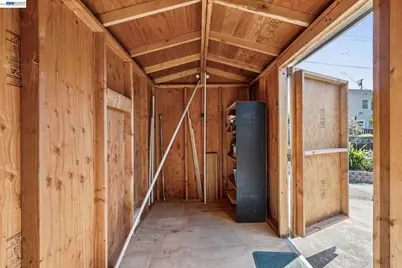 2452 Potomac St, Oakland, CA 94602 - Photo 46