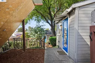 2452 Potomac St, Oakland, CA 94602 - Photo 44