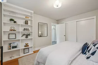 2452 Potomac St, Oakland, CA 94602 - Photo 26