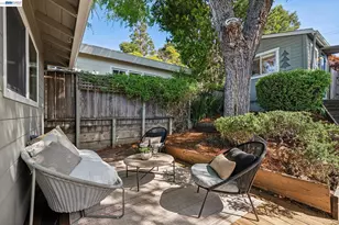 2452 Potomac St, Oakland, CA 94602 - Photo 28