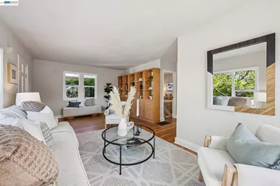 2452 Potomac St, Oakland, CA 94602 - Photo 10