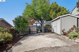 2452 Potomac St, Oakland, CA 94602 - Photo 42