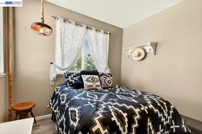 5762 Woodrose Way, Livermore, CA 94551 - Photo 12