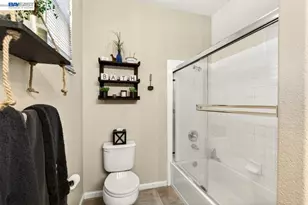 5762 Woodrose Way, Livermore, CA 94551 - Photo 16