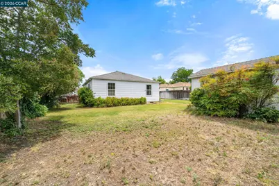 1831 Venice Dr, Concord, CA 94519 - Photo 24