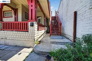 950 Loomis Ct, Oakland, CA 94606 - Photo 26