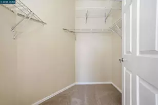 260 Caldecott Ln, Oakland, CA 94618 - Photo 32
