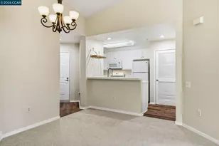 260 Caldecott Ln, Oakland, CA 94618 - Photo 18