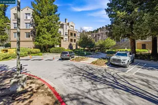 260 Caldecott Ln, Oakland, CA 94618 - Photo 46