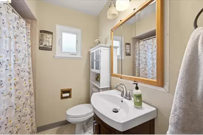 218 Madill St, Antioch, CA 94509 - Photo 14