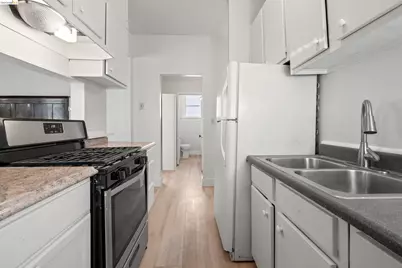 1032 Magnolia St, Oakland, CA 94607 - Photo 38