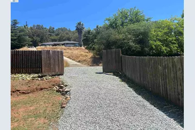 3632 Ravenwood Ln, Cameron Park, CA 95682 - Photo 10