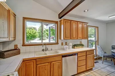 2826 Wright Ave, Pinole, CA 94564 - Photo 20