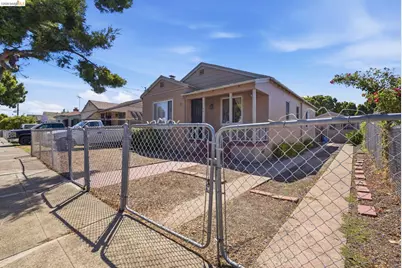 1100 101st Ave, Oakland, CA 94603 - Photo 2