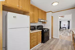 1100 101st Ave, Oakland, CA 94603 - Photo 16