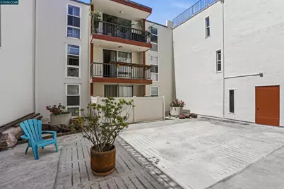 250 Whitmore St #106, Oakland, CA 94611 - Photo 24